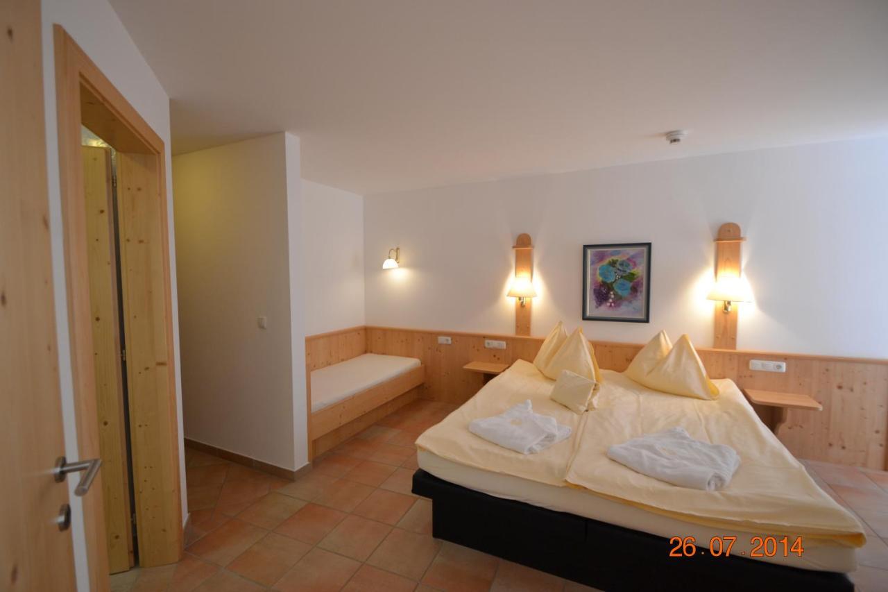 Appartement Hotel Sonneck Konigsleiten Luaran gambar