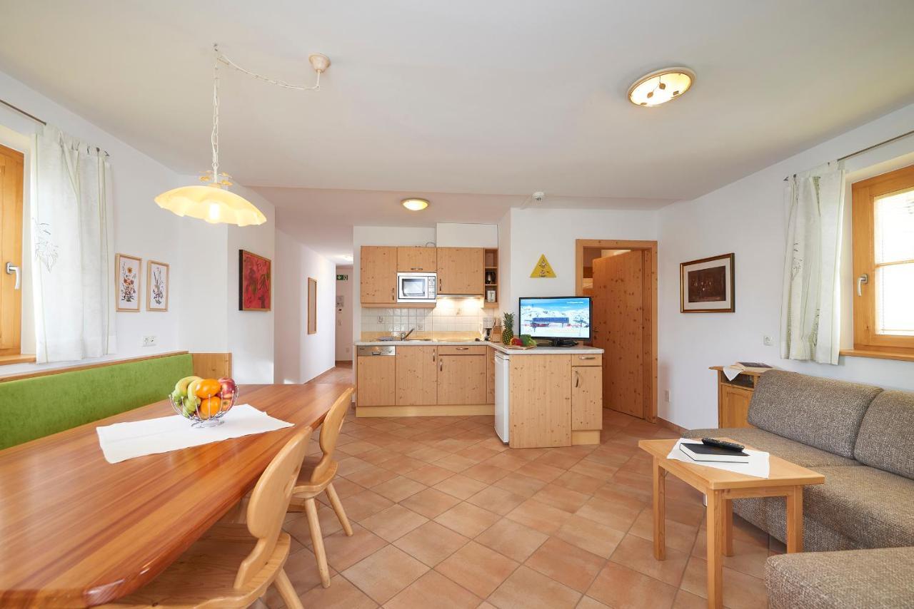 Appartement Hotel Sonneck Konigsleiten Luaran gambar